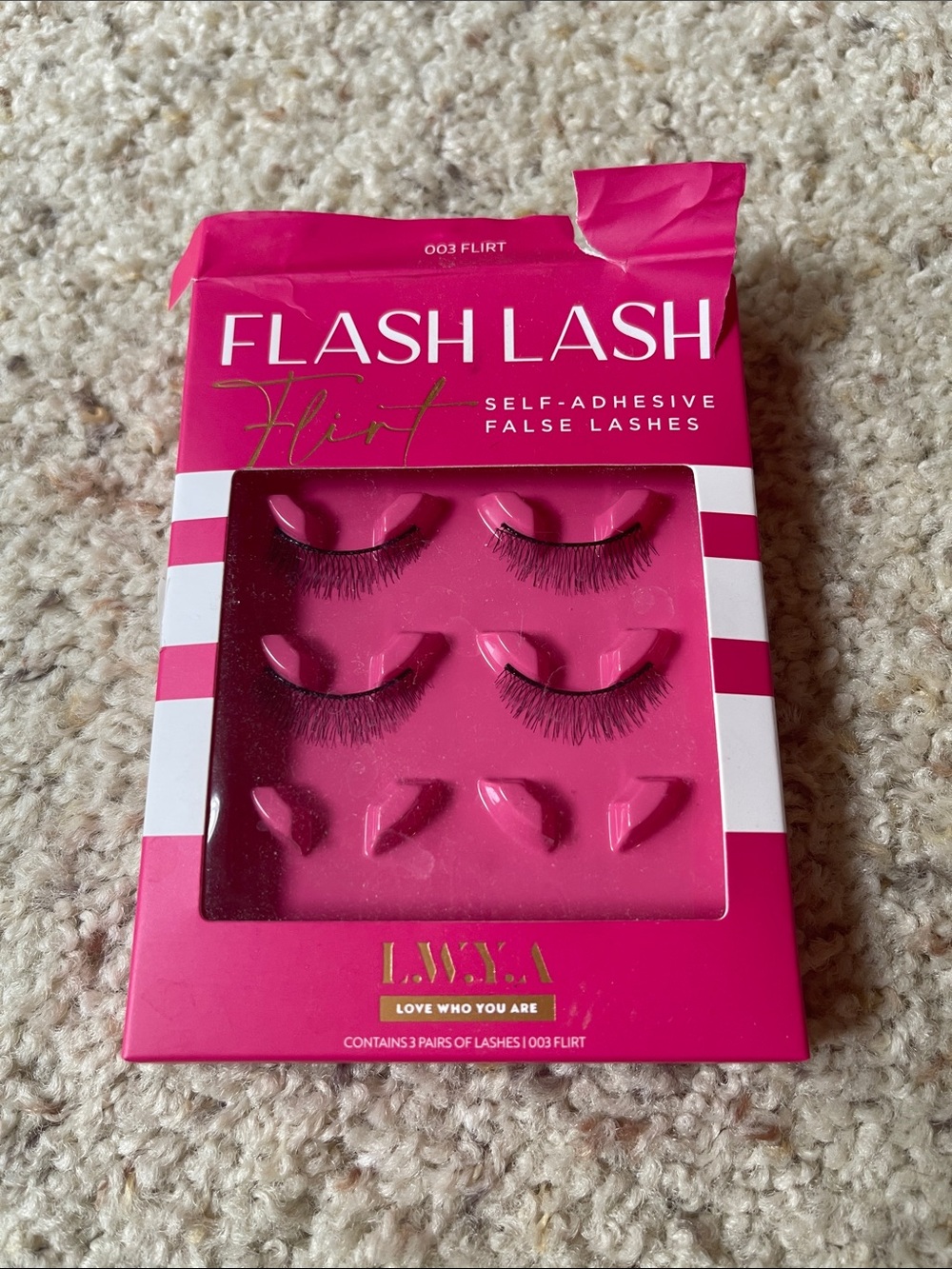 Flash lash self adhesive lashes